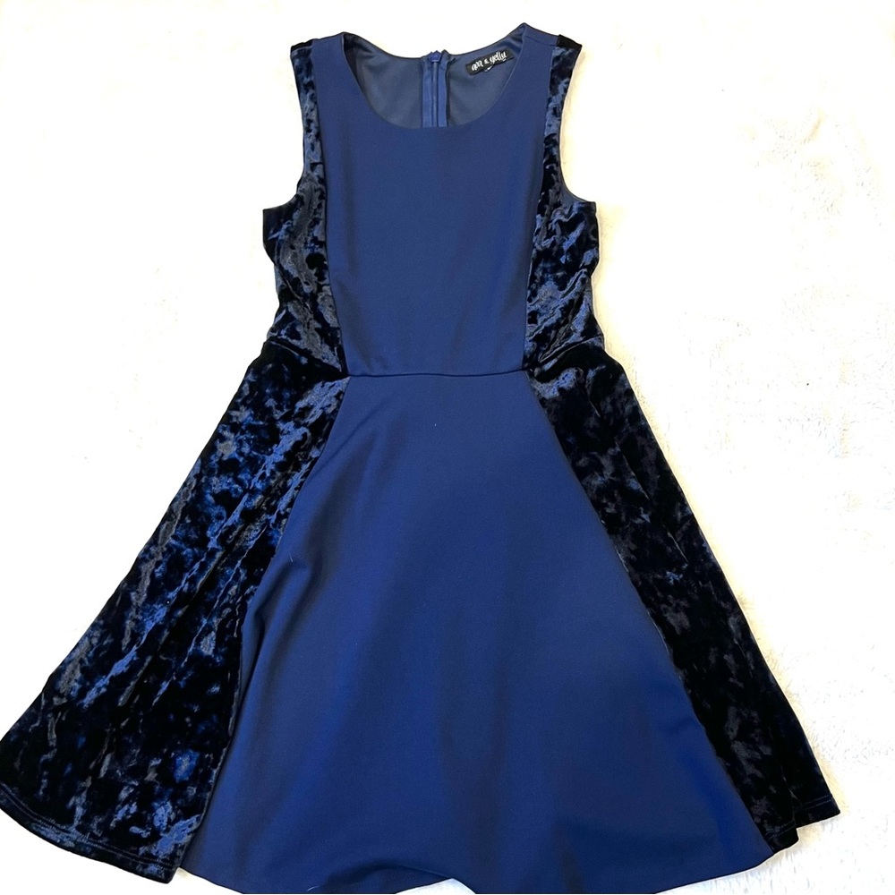 Ava & Yelly navy dress with crushed velvet sides